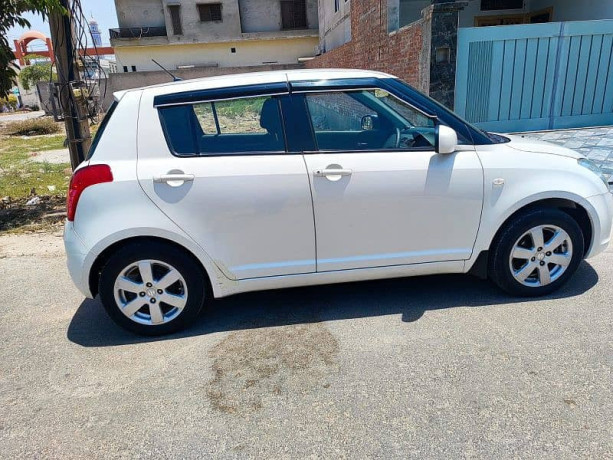 suzuki-swift-2018-big-2