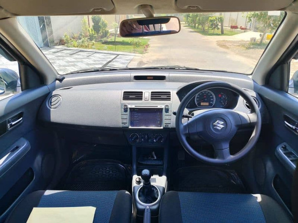 suzuki-swift-2018-big-0