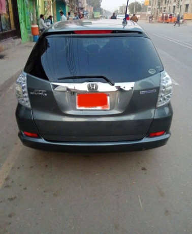 honda-fit-shuttle-20122016full-option-big-1