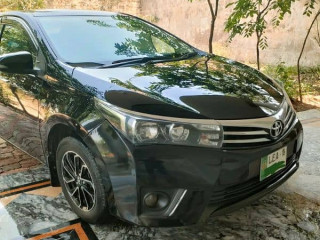 toyota-corolla-gli-2015-totally-ginen