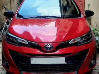 toyota-yaris-2021-15-ativ-x