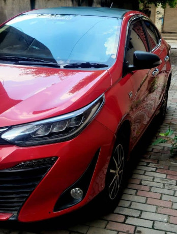 toyota-yaris-2021-15-ativ-x-big-4