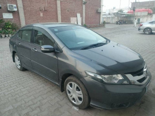 honda-city-13-i-vtec-2020-islamabad-registered