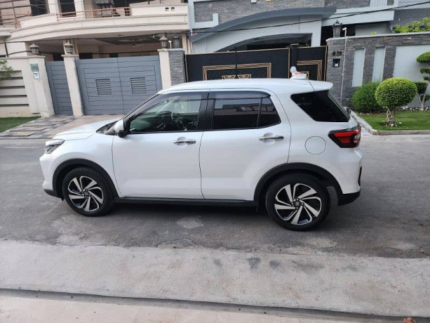 toyota-raize-2021-z-pakge-big-8