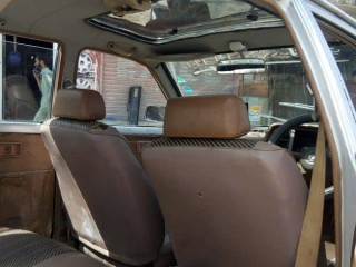 daihatsu-charade-1982