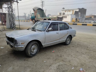 toyota-corona-1974