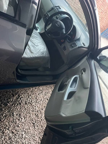 toyota-corolla-xli-2013-big-5