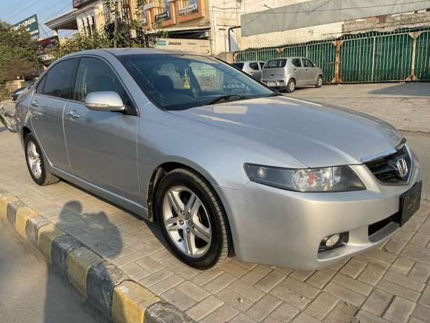 honda-accord-2003-big-1