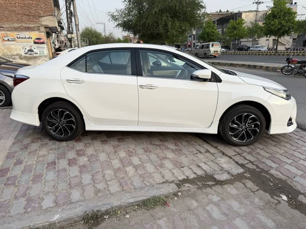 toyota-altis-grande-2024-big-3