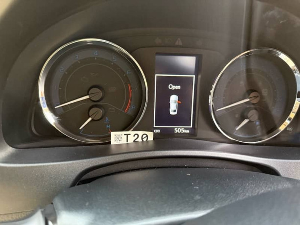 toyota-altis-grande-2024-big-4