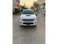 toyota-hilux-2017-small-0