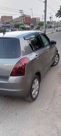suzuki-swift-dlx-2012-total-genuine-big-6