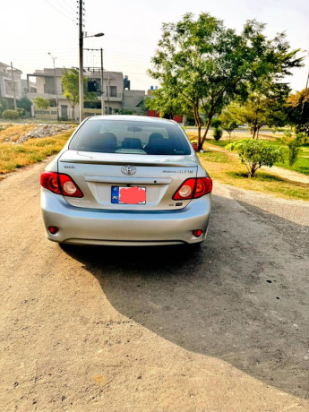 toyota-altis-03236456464-big-0