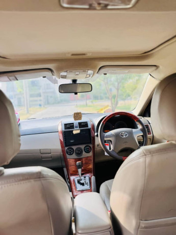 toyota-altis-03236456464-big-12