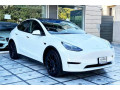 tesla-model-y-standard-range-2022-small-1