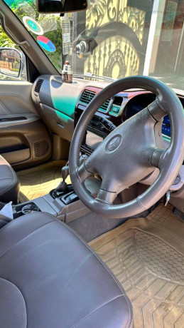 toyota-hilux-tiger-2003-big-5