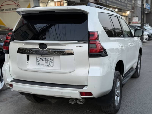 toyota-land-cruiser-prado-28d-2020-25-big-2
