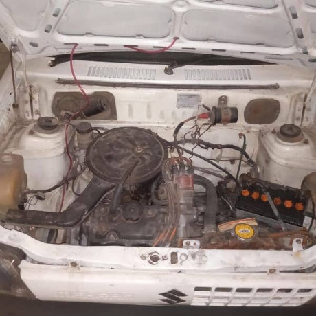 suzuki-mehran-2006-big-8