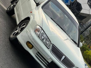 nissan-sunny-2005
