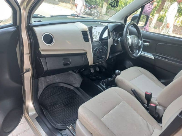 suzuki-wagon-r-vxl-2016-big-10