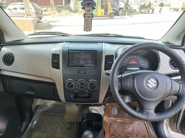 suzuki-wagon-r-2015-big-7