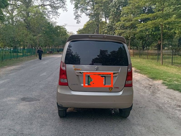 suzuki-wagon-r-2015-big-2