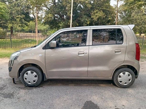 suzuki-wagon-r-2015-big-0