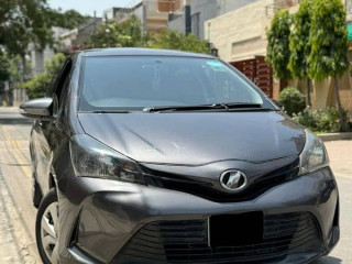 toyota-vitz-2015