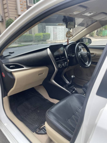 toyota-yaris-ativ-mt-13-2020-model-first-owner-car-for-sale-big-11