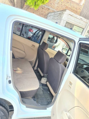 suzuki-alto-2012-model-big-8