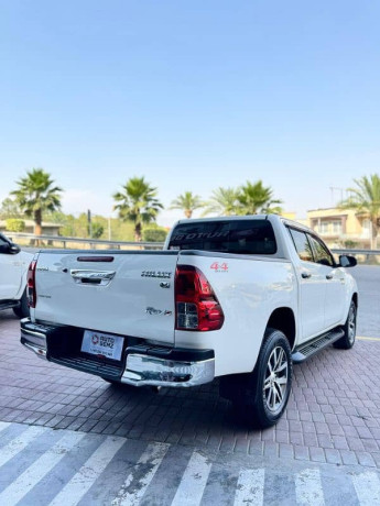 toyota-hilux-revo-v-2020-toyotahiluxrevov2020-big-3