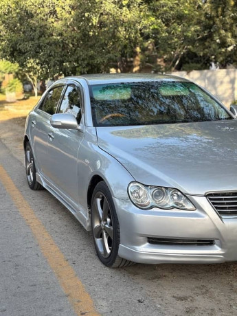 toyota-mark-x-2005-big-13