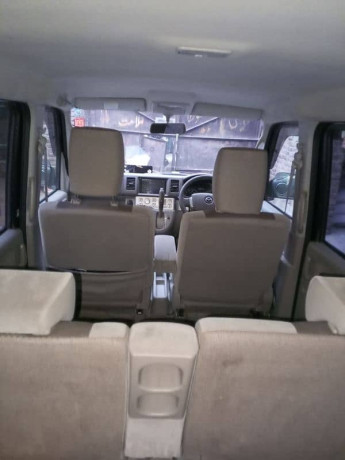 mazda-scrum-wagon-2011-big-8