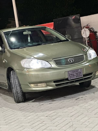 toyota-corolla-2002-big-1