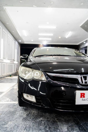 honda-civic-vti-oriel-prosmatec-2010-big-0