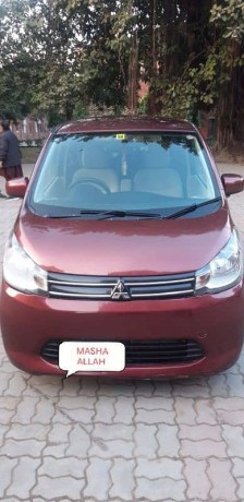 mitsubishi-ek-wagon-2017-big-0
