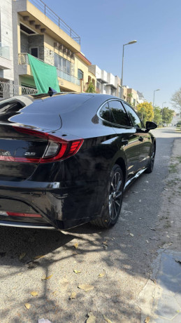 hyundai-sonata-25-black-2022-big-4