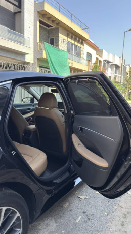 hyundai-sonata-25-black-2022-big-8