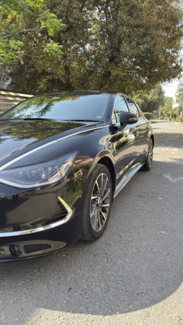 hyundai-sonata-25-black-2022-big-2