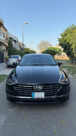 hyundai-sonata-25-black-2022-big-0