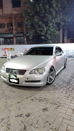 toyota-mark-x-2006-big-1