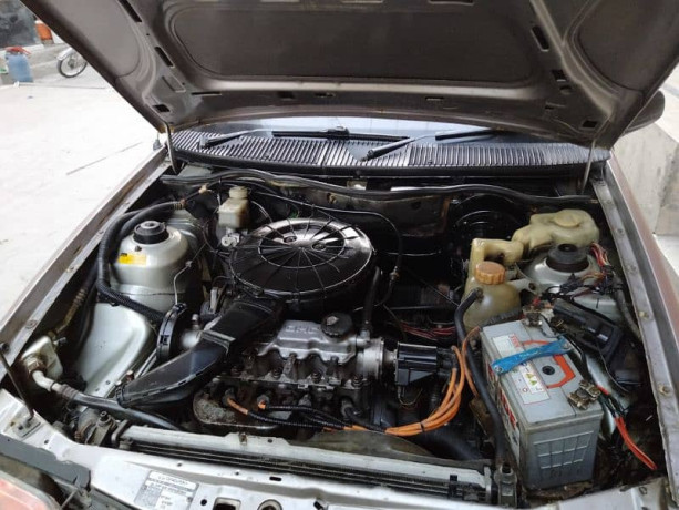 daewoo-racer-2001-big-5