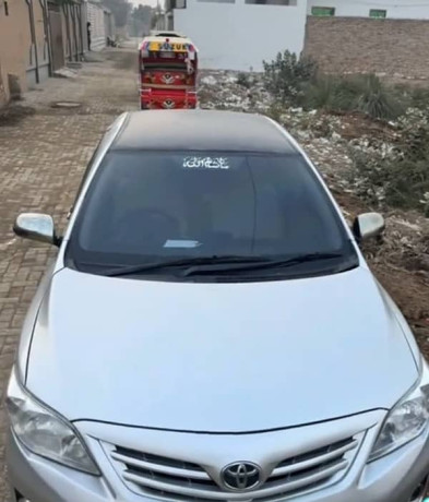 toyota-corolla-altis-2012-big-2