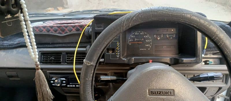 suzuki-mehran-vx-2009-big-6