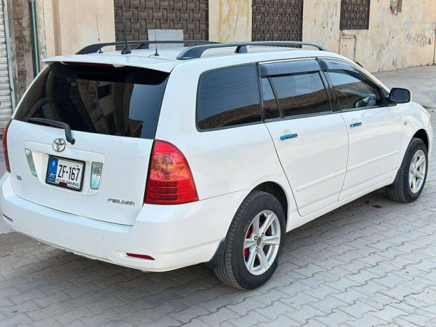toyota-corolla-fielder-2013-big-5