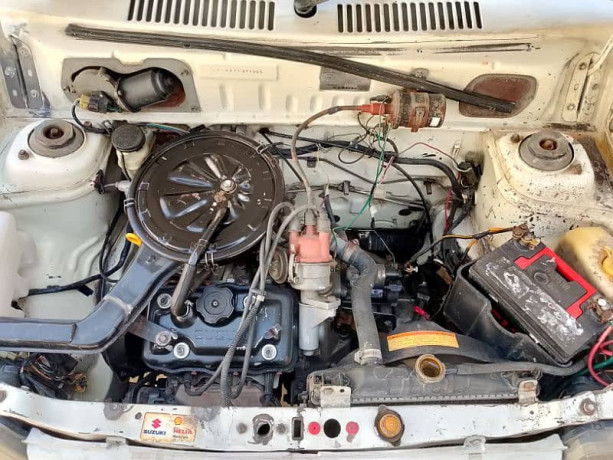 suzuki-mehran-2008-big-3