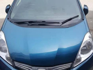 honda-fit-shuttle-hybrid-2011-model-isb-registered