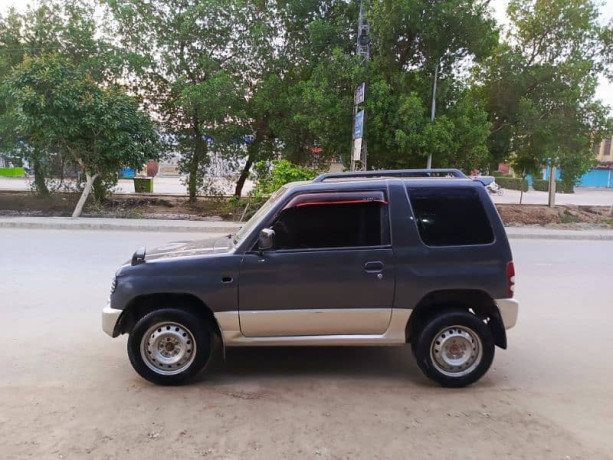 pajero-mini-lahore-nmbr-big-3
