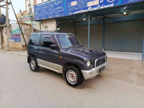 pajero-mini-lahore-nmbr-big-0