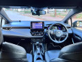 toyota-corolla-2020-hybrid-small-8
